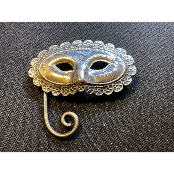 Jewelry - 1940's Sterling Masquerade Venetian Mask Brooch